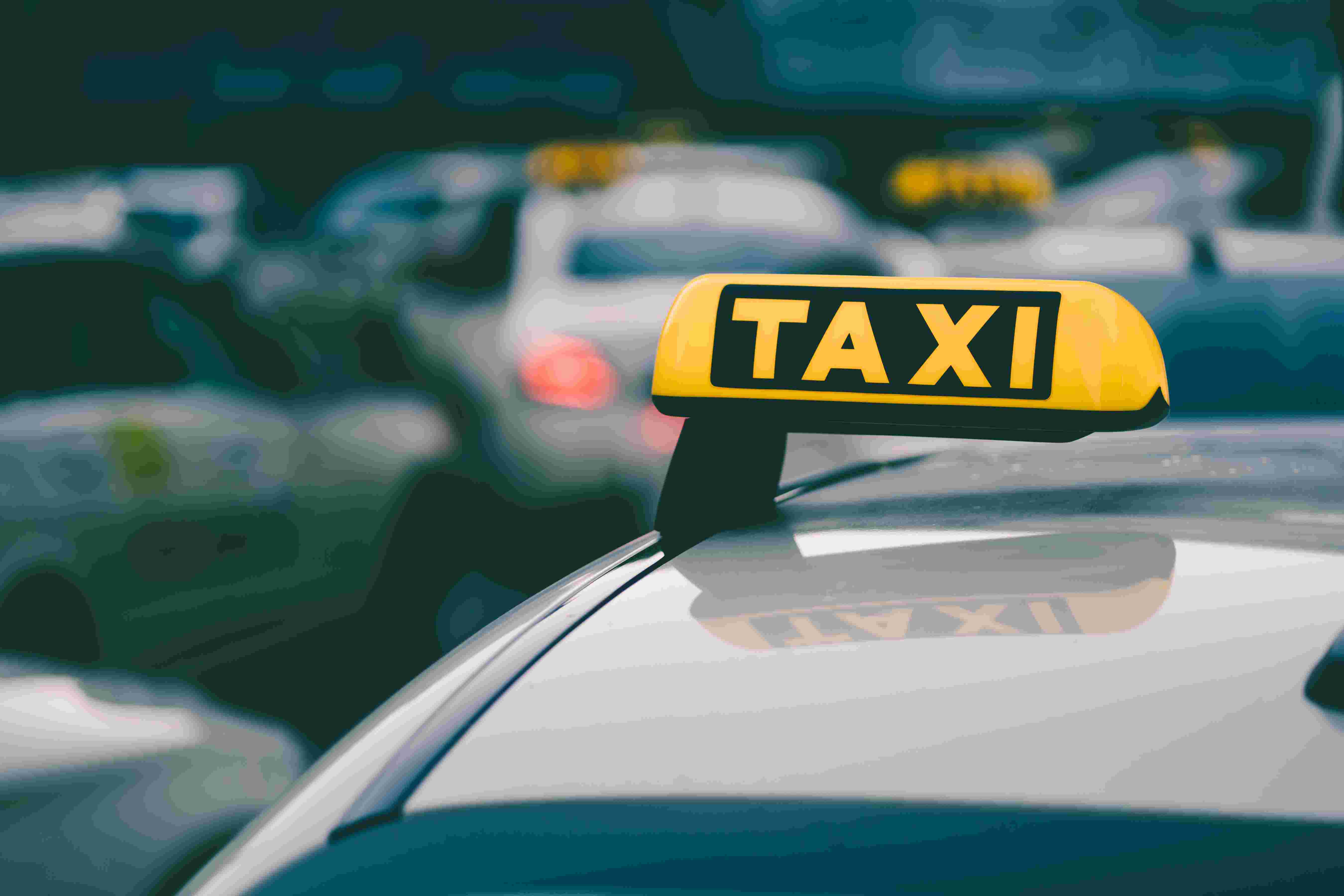 book mumbai to pune cab